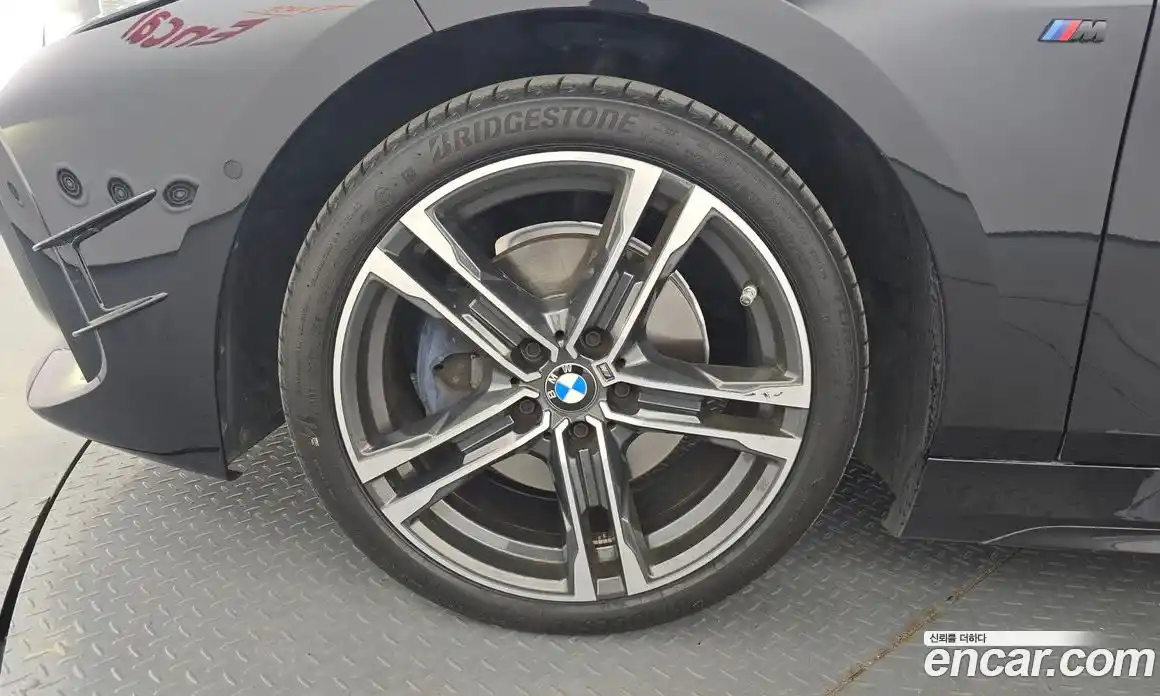 BMW 1 серия 2021 2.0 автомат (гидро), фото 5
