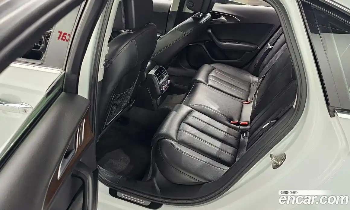 Audi A6 2016 2.0 автомат (гидро), фото 12
