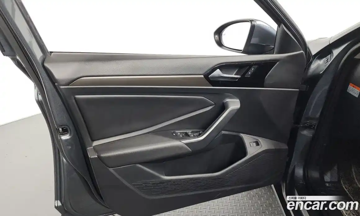 Volkswagen Jetta 2020 1.4 автомат (гидро), фото 13