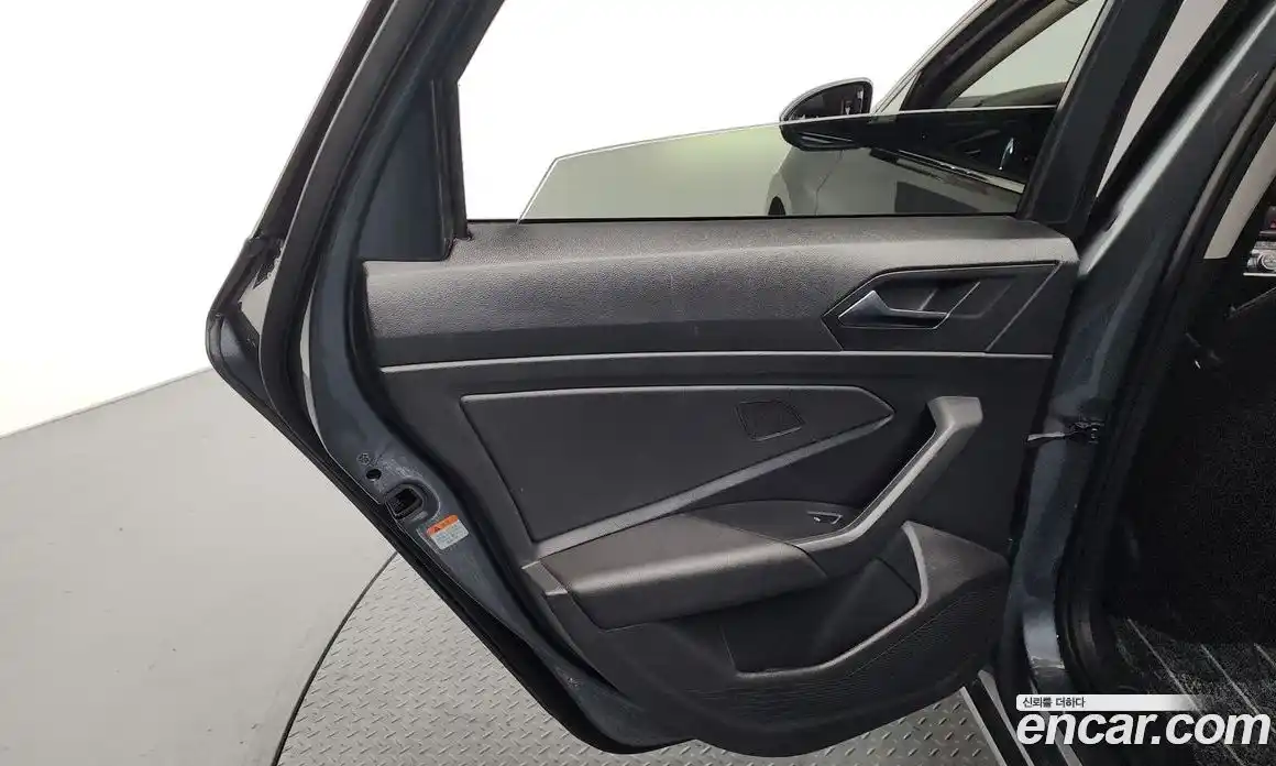Volkswagen Jetta 2020 1.4 автомат (гидро), фото 14