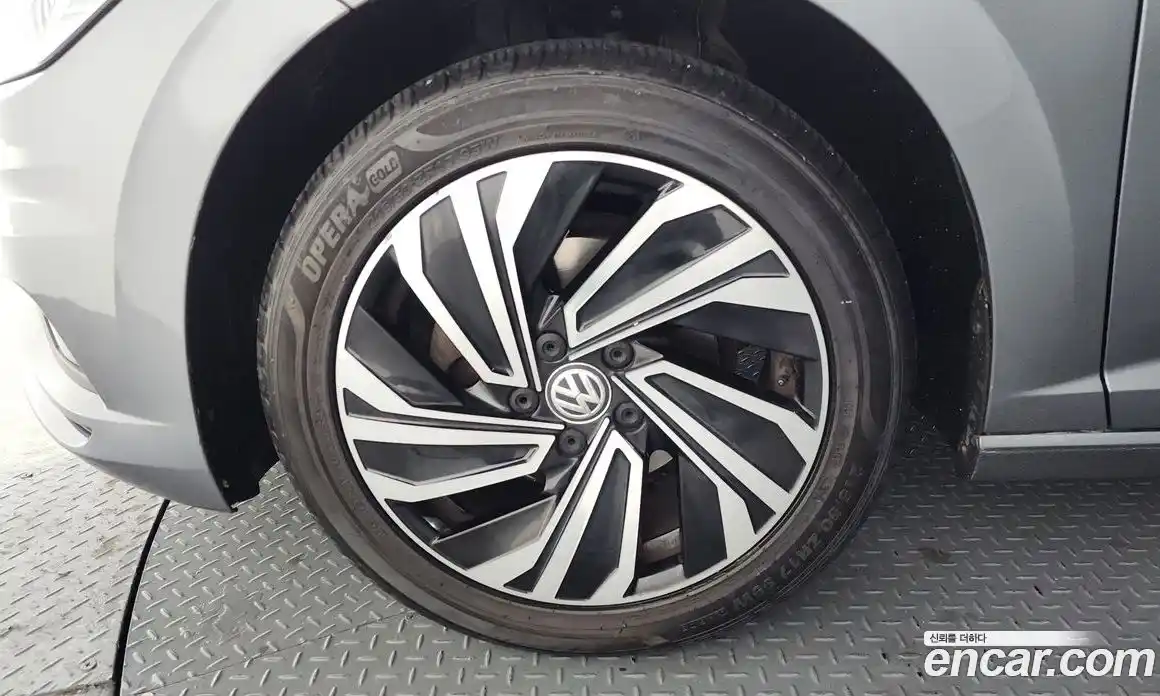 Volkswagen Jetta 2020 1.4 автомат (гидро), фото 4