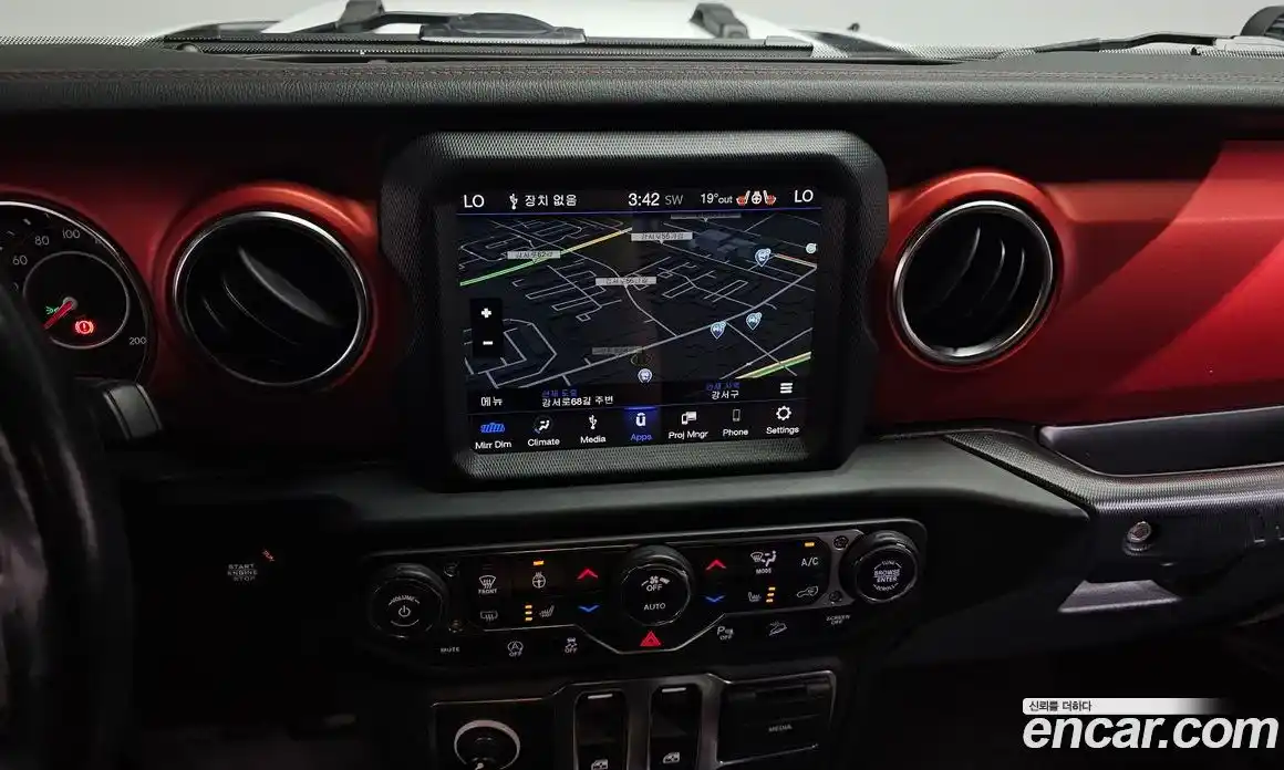 Jeep Wrangler 2020 2.0 автомат (гидро), фото 17