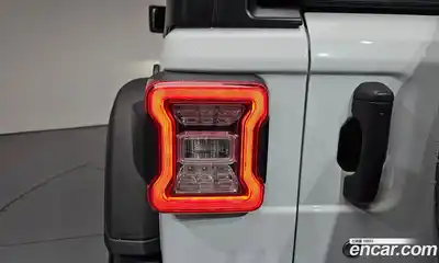 Jeep Wrangler 2020 2.0 автомат (гидро), миниатюра 9