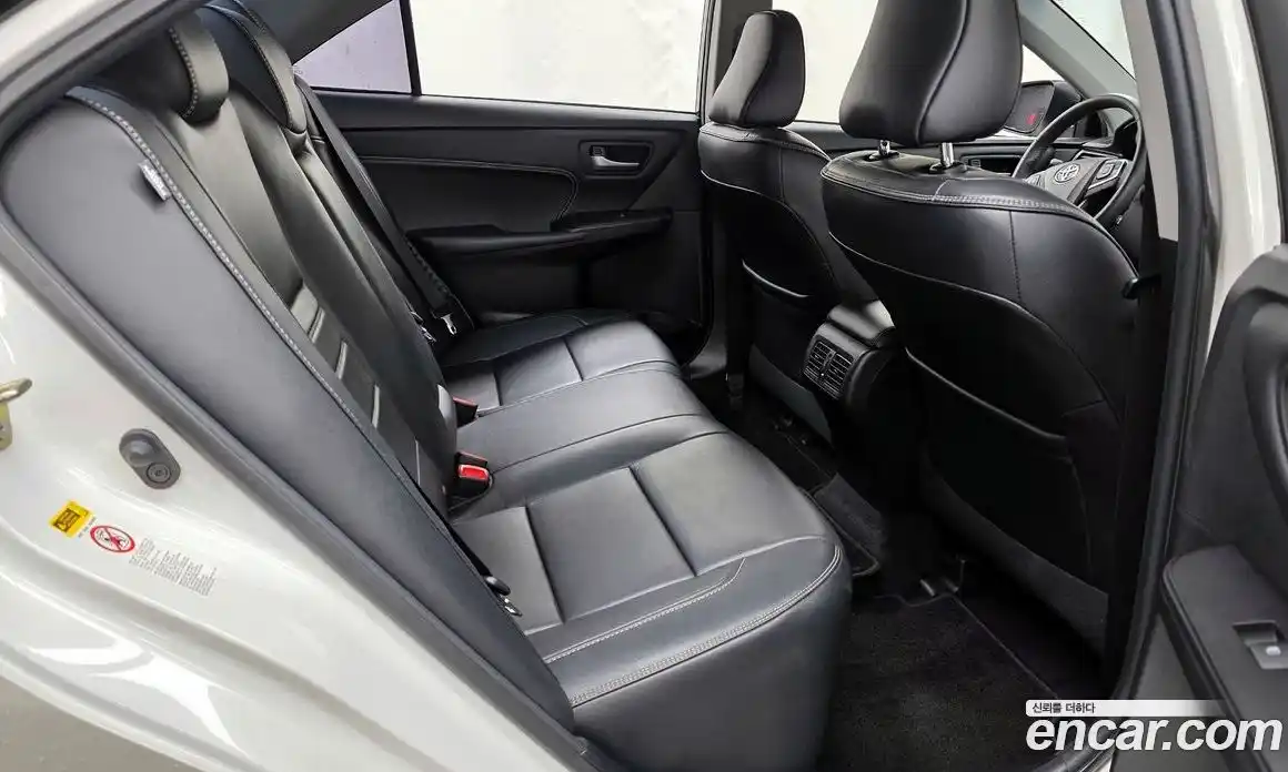Toyota Camry 2017 2.5 гидро, фото 18
