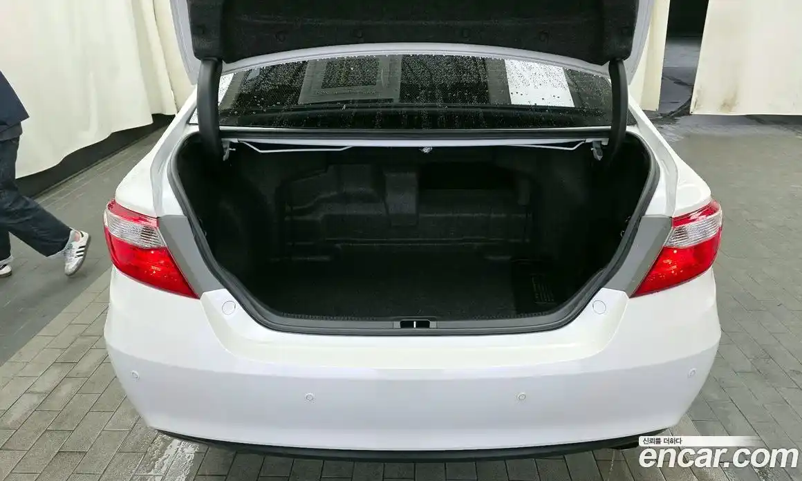 Toyota Camry 2017 2.5 гидро, фото 26