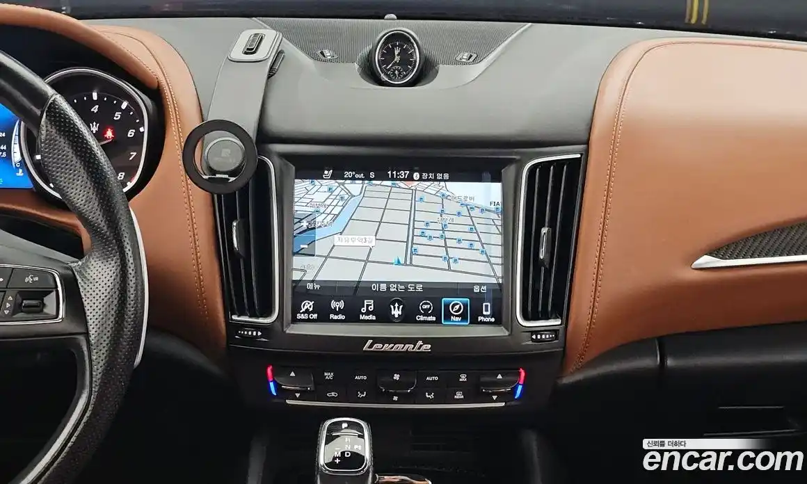 Maserati Levante 2020 3.0 гидро, фото 14