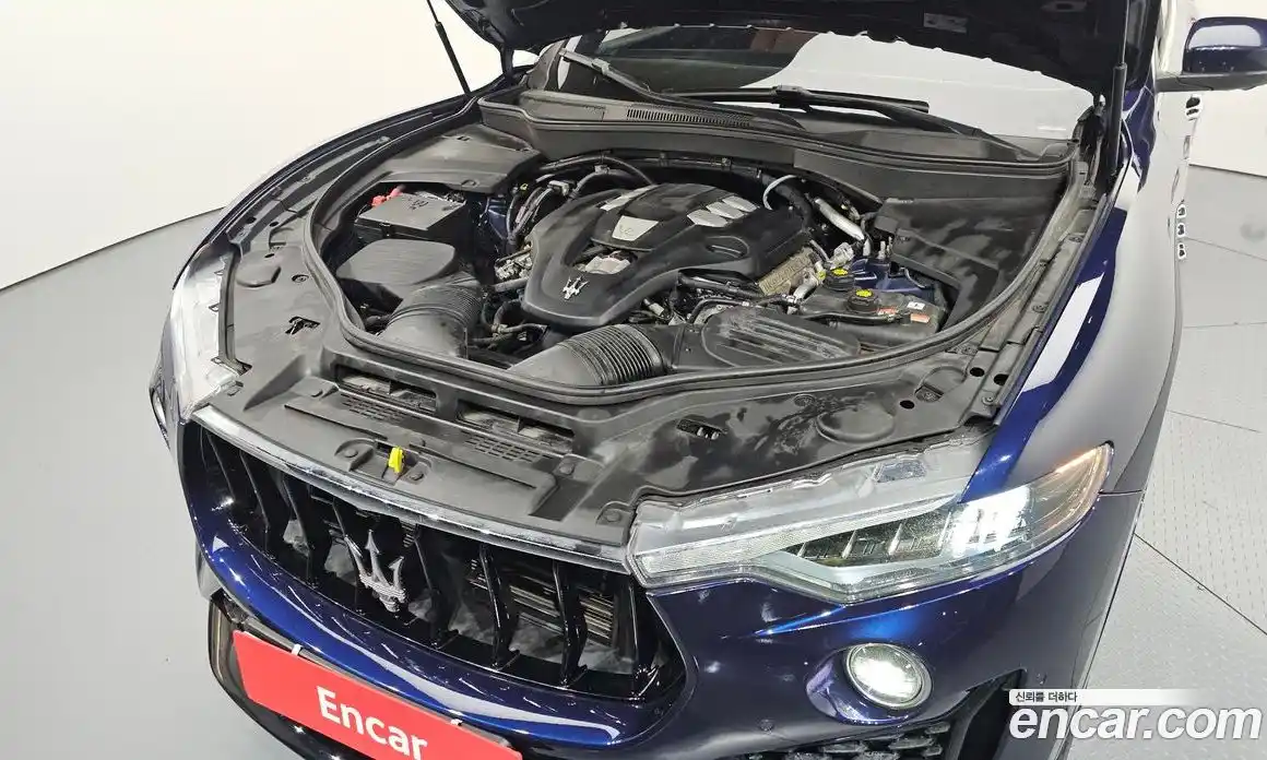 Maserati Levante 2020 3.0 гидро, фото 6