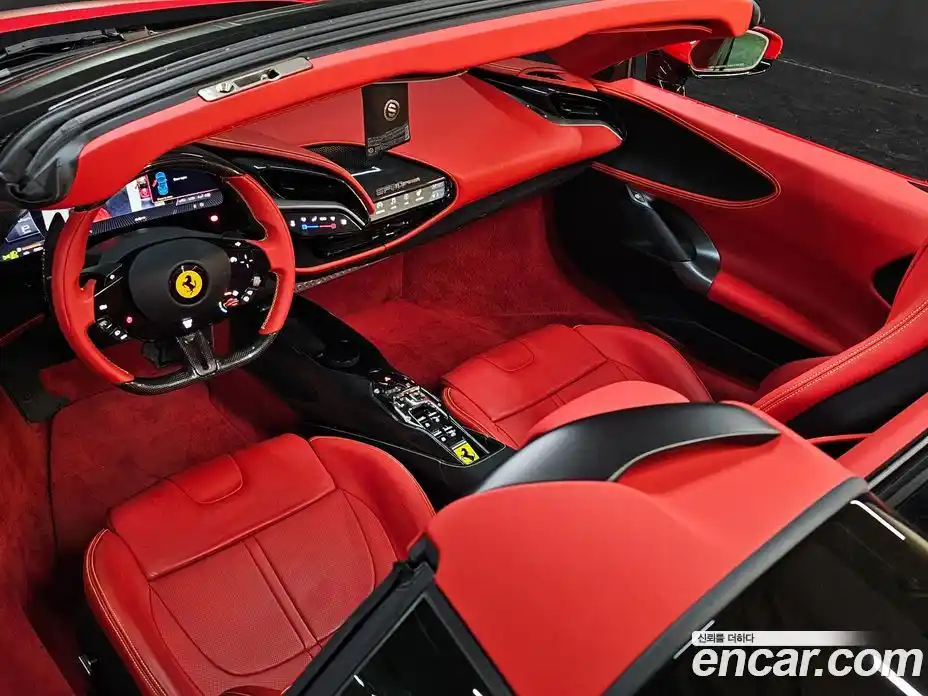 Ferrari SF90 2023 4.0 автомат (гидро), фото 17