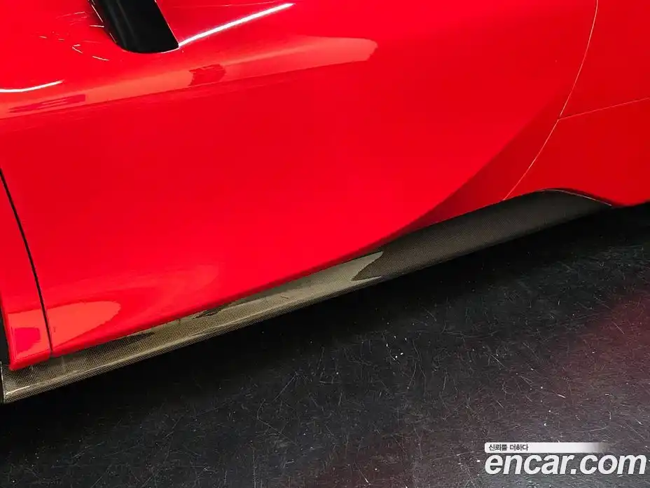 Ferrari SF90 2023 4.0 автомат (гидро), фото 7