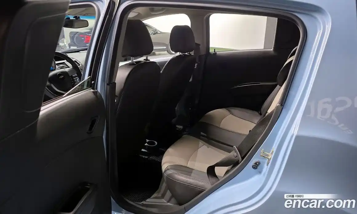 Chevrolet Spark 2013 1.0 автомат (гидро), фото 11