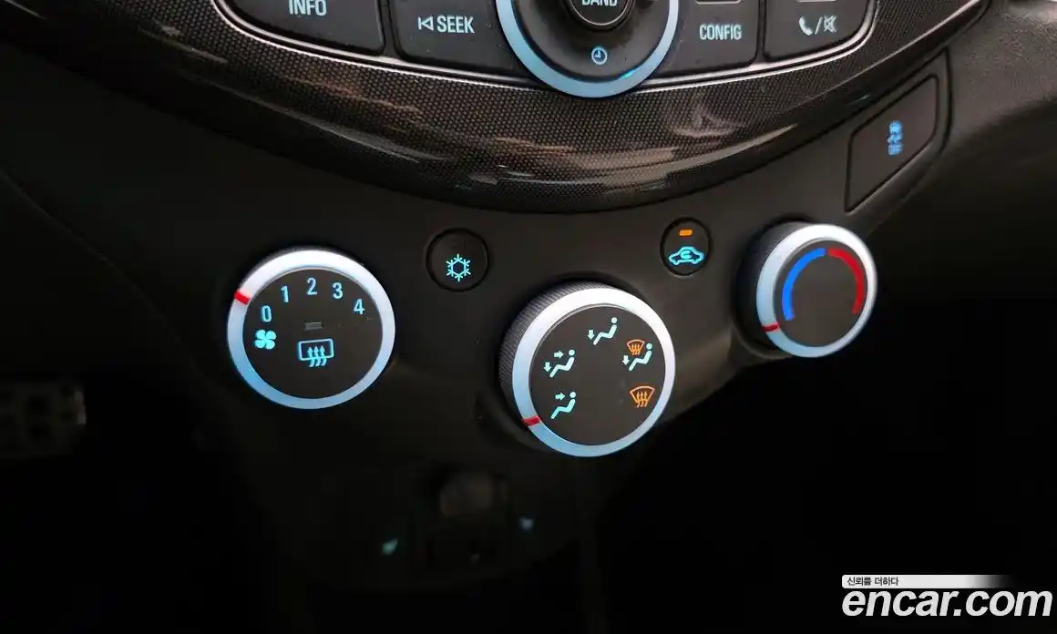 Chevrolet Spark 2013 1.0 автомат (гидро), фото 17