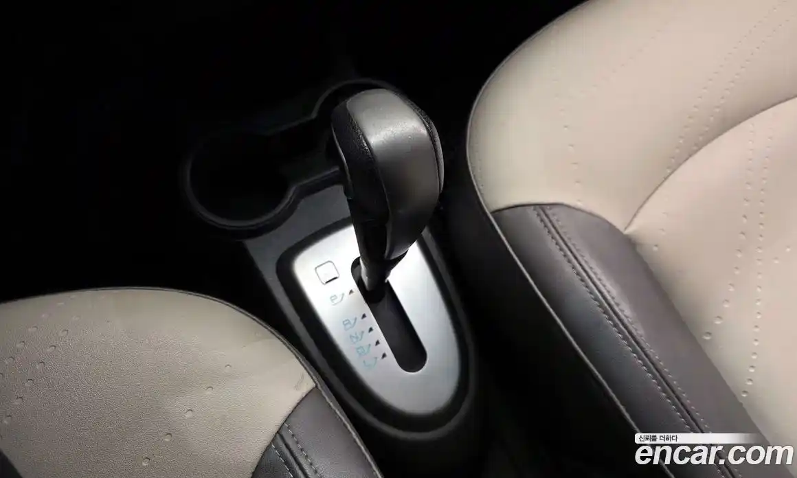Chevrolet Spark 2013 1.0 автомат (гидро), фото 9