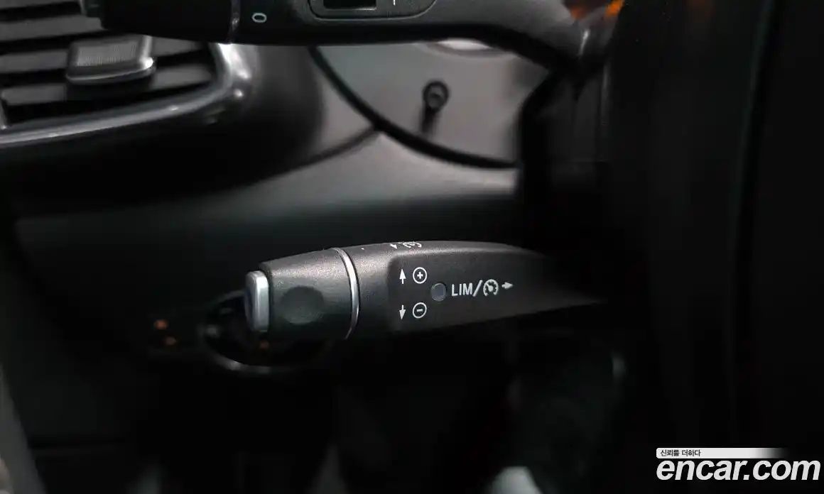 Infiniti Q30 2017 2.0 гидро, фото 18