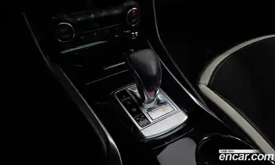Infiniti Q30 2017 2.0 гидро, миниатюра 9