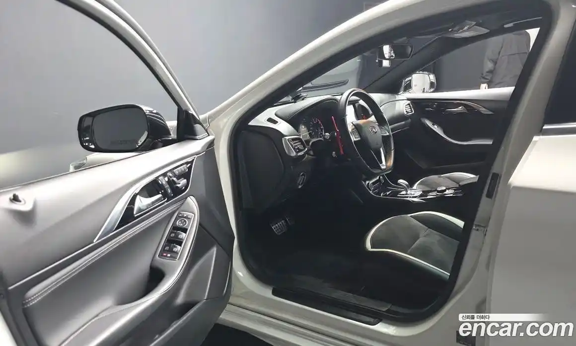 Infiniti Q30 2017 2.0 гидро, фото 10
