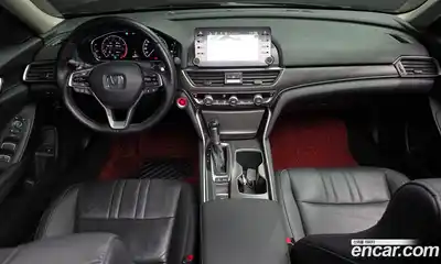 Honda Accord 2019 1.5 автомат (гидро), миниатюра 7