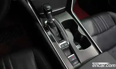 Honda Accord 2019 1.5 автомат (гидро), миниатюра 9