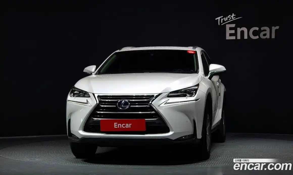 Lexus NX 2016 2.5 гидро, фото 3
