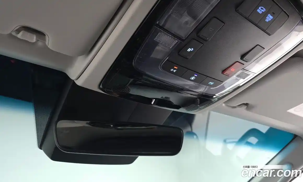 Hyundai Staria 2025 2.2 автомат (гидро), фото 26