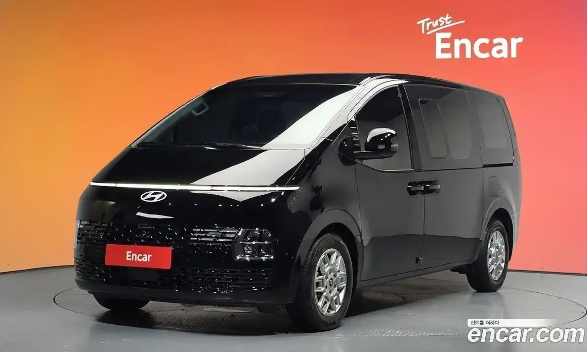 Hyundai Staria 2025 2.2 автомат (гидро), фото 35