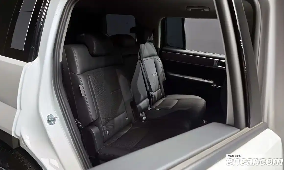 Hyundai Santa Fe 2024 2.5 автомат (гидро), фото 16
