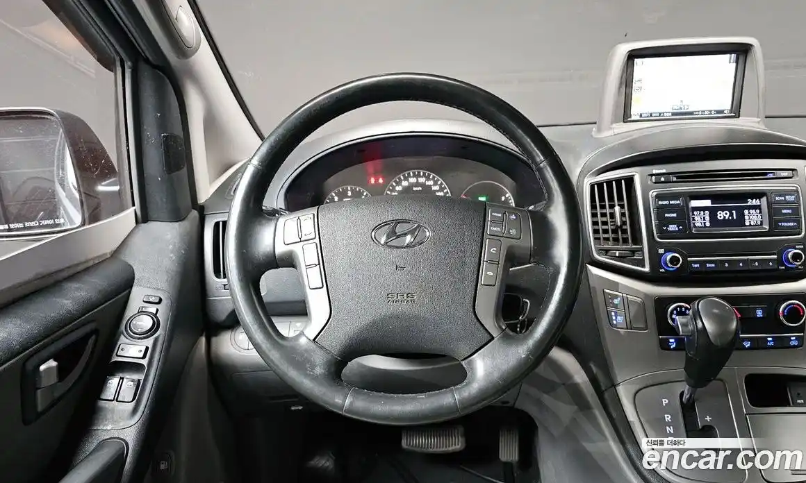Hyundai Starex 2019 2.5 автомат (гидро), фото 13