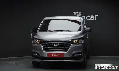 Hyundai Starex 2019 2.5 автомат (гидро), миниатюра 3