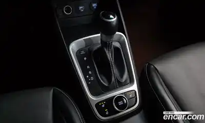 Hyundai Venue 2019 1.6 автомат (гидро), миниатюра 12