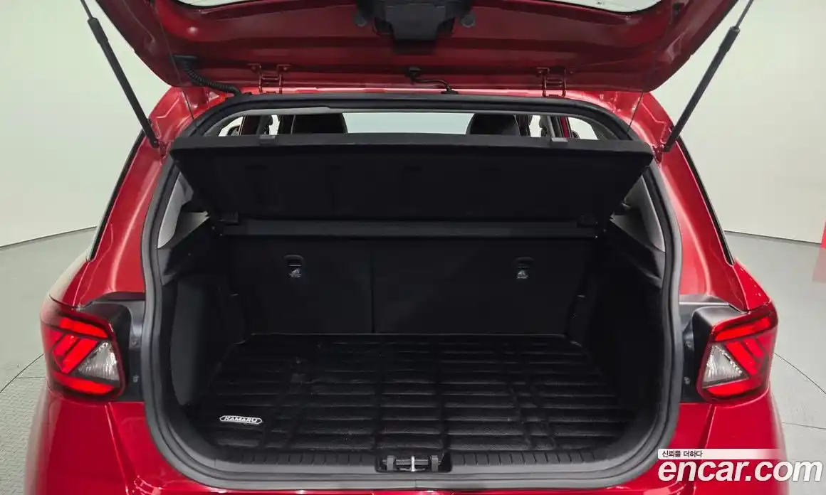Hyundai Venue 2019 1.6 автомат (гидро), фото 26