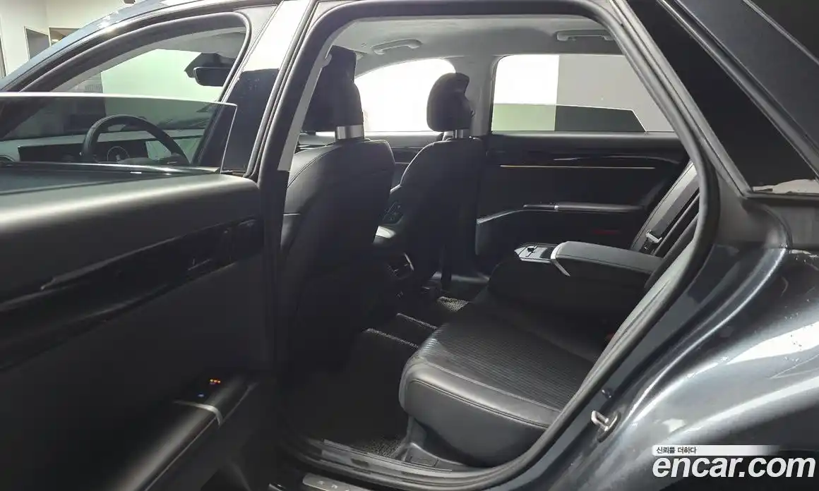 Hyundai Grandeur 2022 1.6 автомат (гидро), фото 11