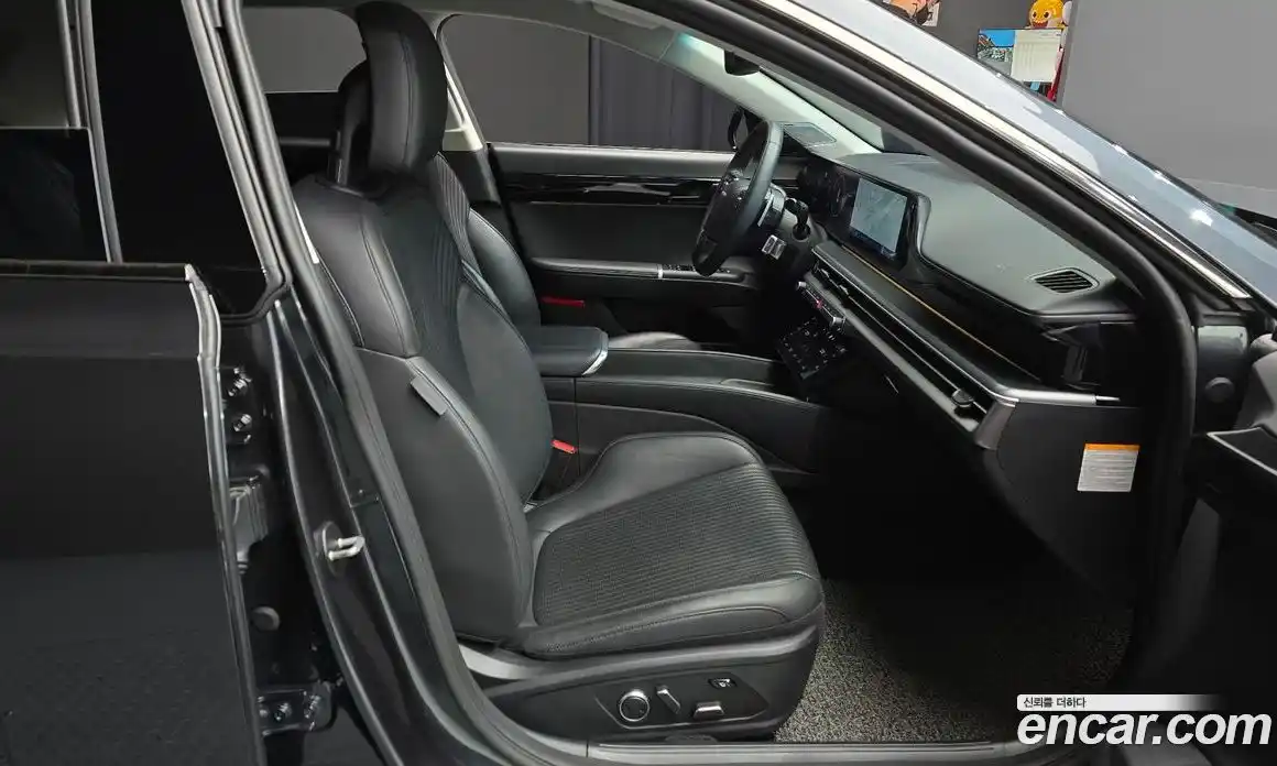 Hyundai Grandeur 2022 1.6 автомат (гидро), фото 12