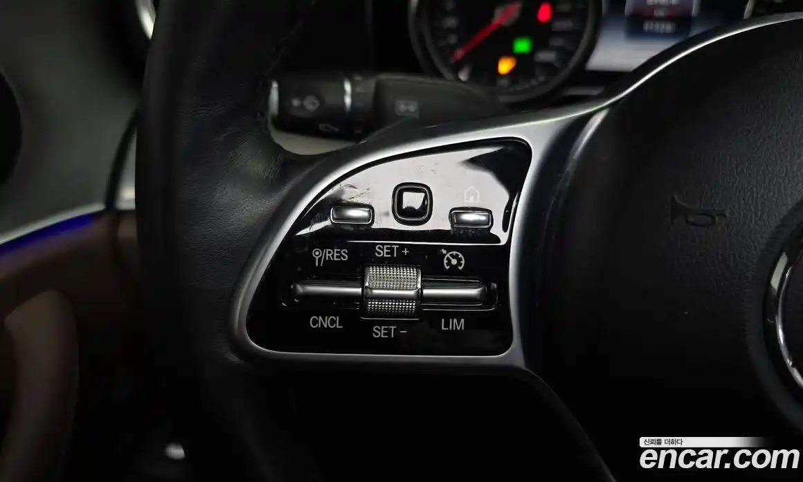 Mercedes-Benz E-Class 2018 2.0 автомат (гидро), фото 30