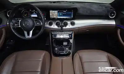 Mercedes-Benz E-Class 2018 2.0 автомат (гидро), миниатюра 9