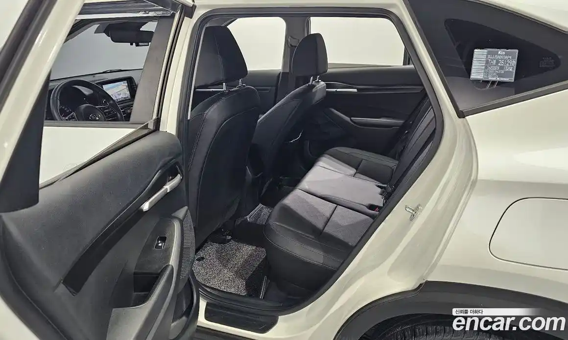 Kia Seltos 2021 1.6 автомат (гидро), фото 11