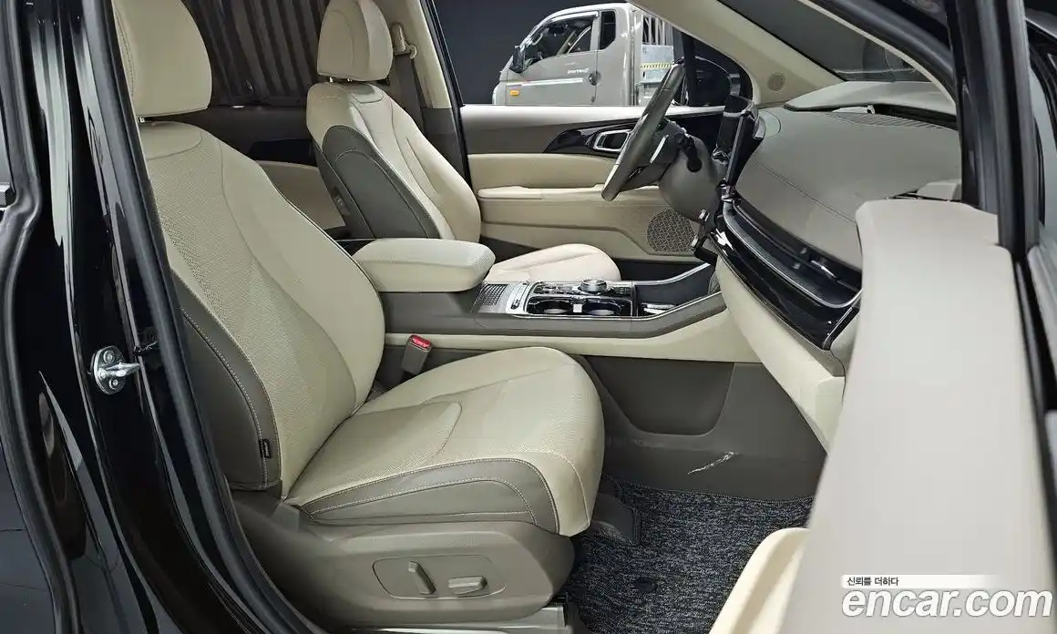 Kia Carnival 2024 3.5 автомат (гидро), фото 12