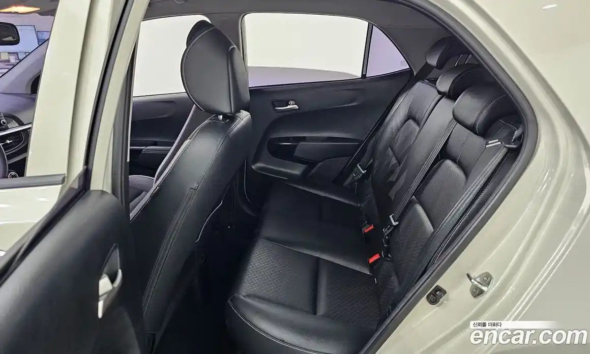 Kia Morning 2018 1.0 автомат (гидро), фото 12