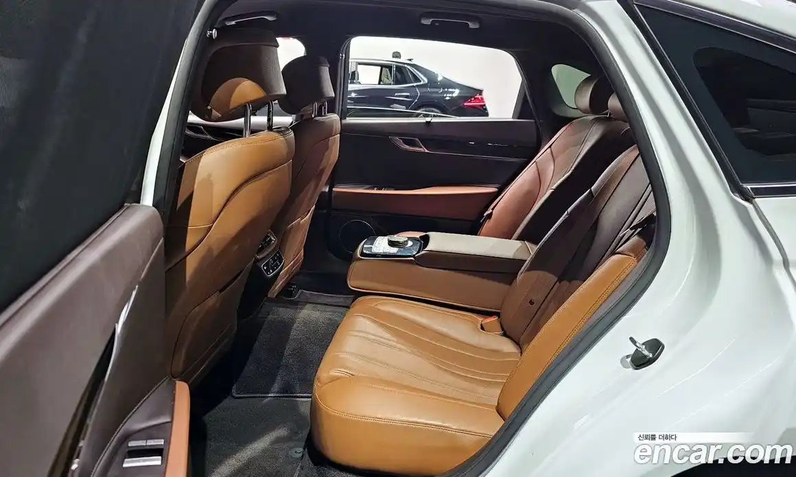Genesis G80 2023 2.5 автомат (гидро), фото 17