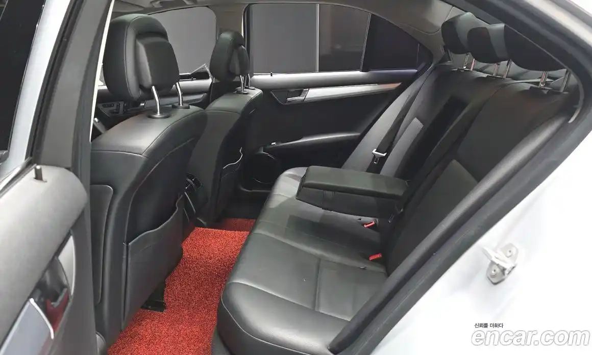 Mercedes-Benz C-Class 2010 1.8 гидро, фото 11 Mercedes-Benz C-Class 2010 1.8 гидро, фото 11