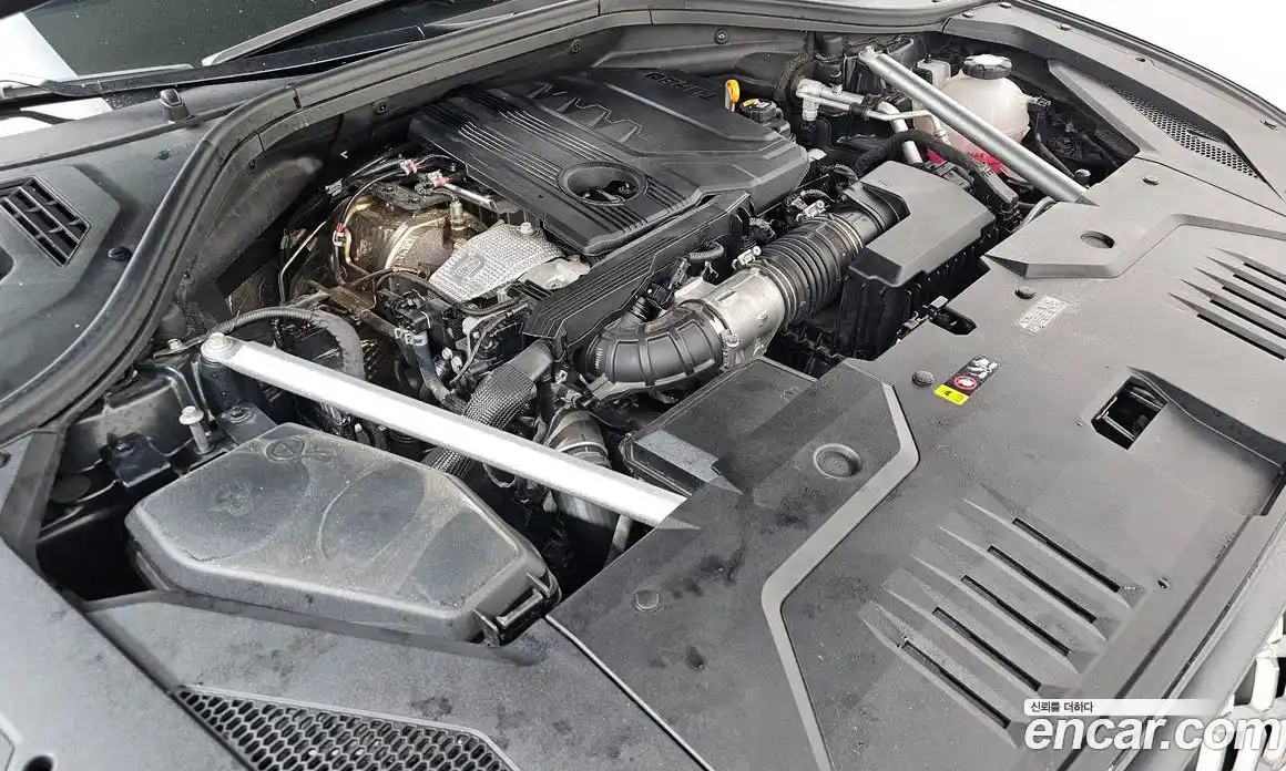Genesis GV70 2021 2.2 автомат (гидро), фото 6
