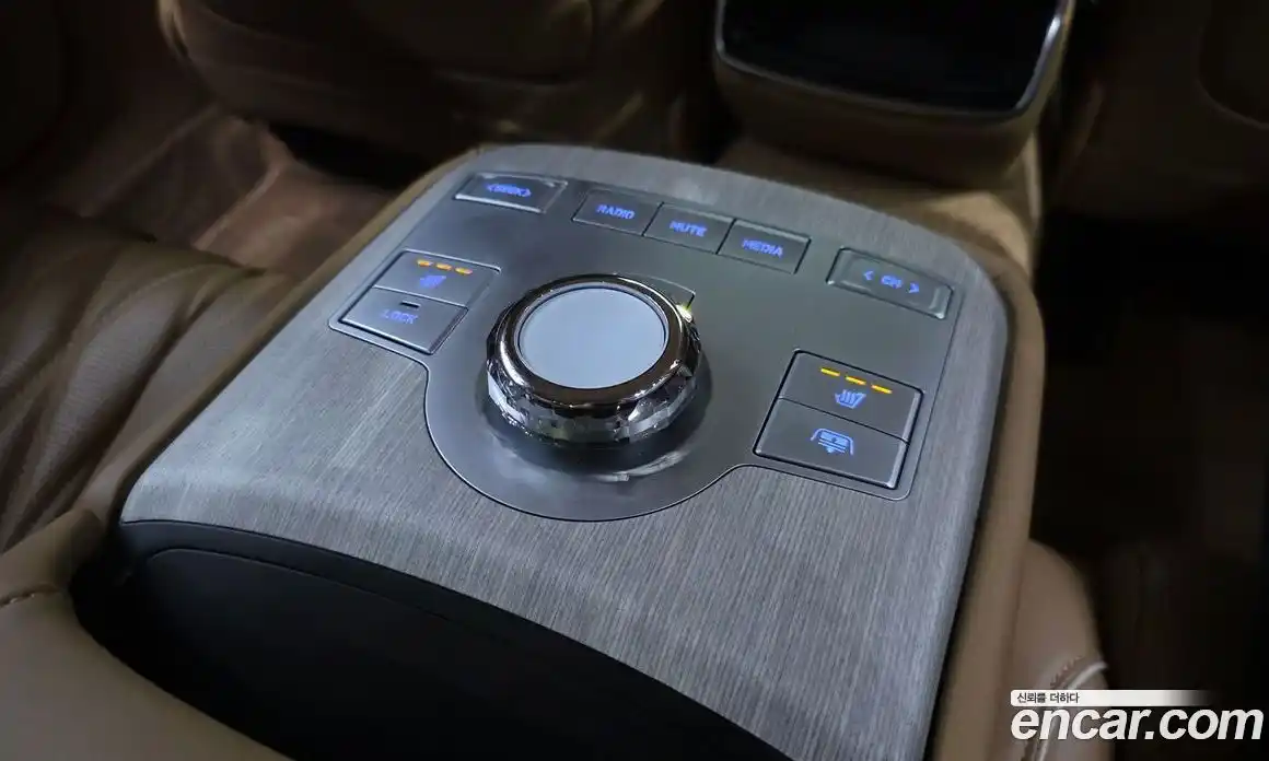 Genesis G80 2024 2.5 автомат (гидро), фото 24