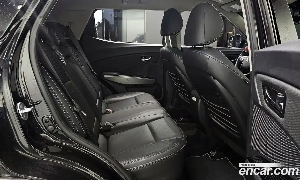 SsangYong TIBOLI 2019 1.6 автомат (гидро), фото 17