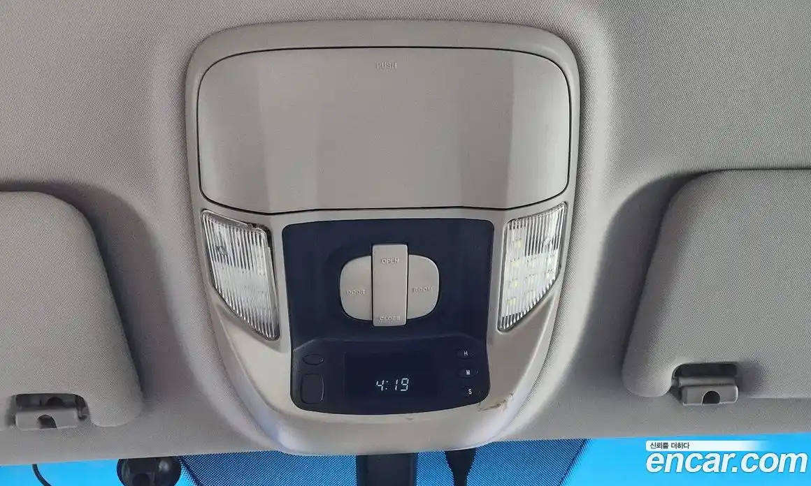 SsangYong Korando 2013 2.0 автомат (гидро), фото 15