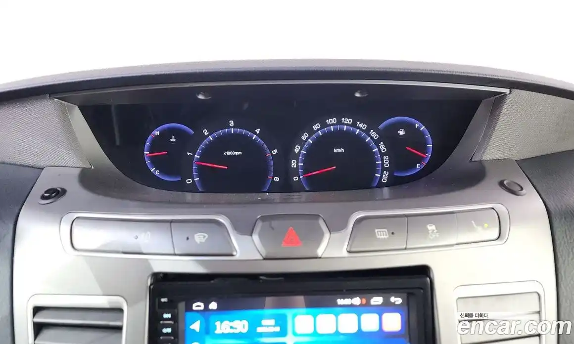 SsangYong Korando 2013 2.0 автомат (гидро), фото 20