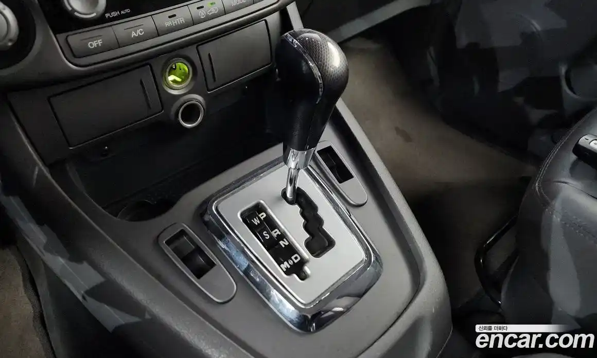 SsangYong Korando 2013 2.0 автомат (гидро), фото 9