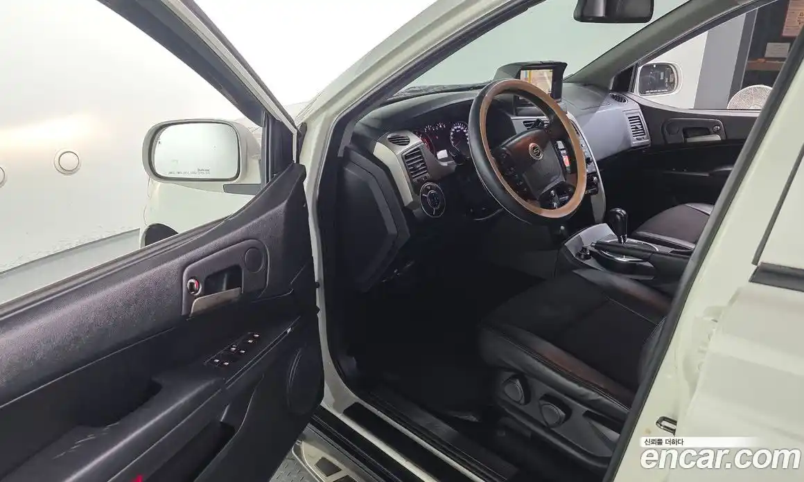 SsangYong Korando 2012 2.0 автомат (гидро), фото 13