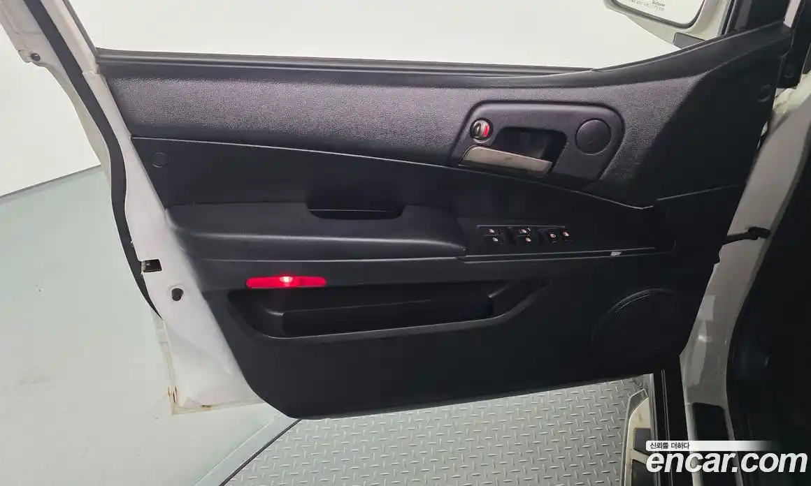 SsangYong Korando 2012 2.0 автомат (гидро), фото 14