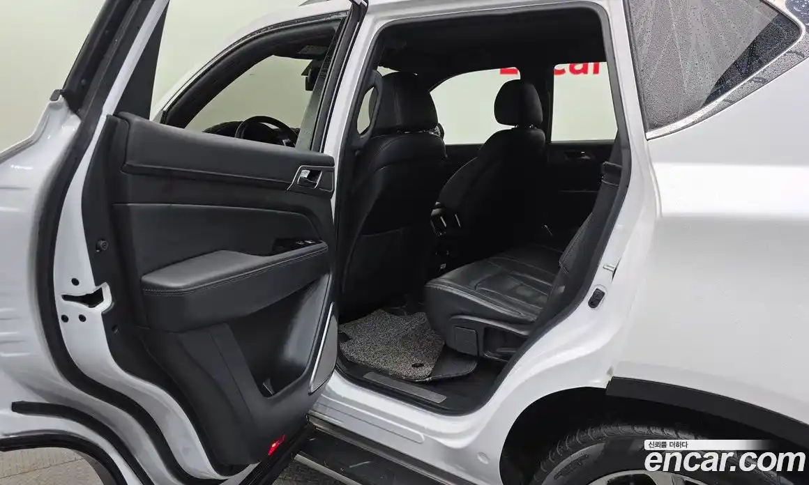 SsangYong Rexton 2018 2.2 автомат (гидро), фото 16