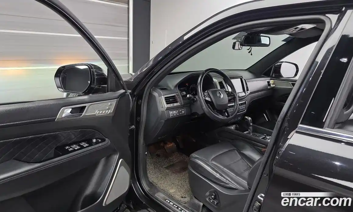 SsangYong Rexton 2017 2.2 автомат (гидро), фото 13