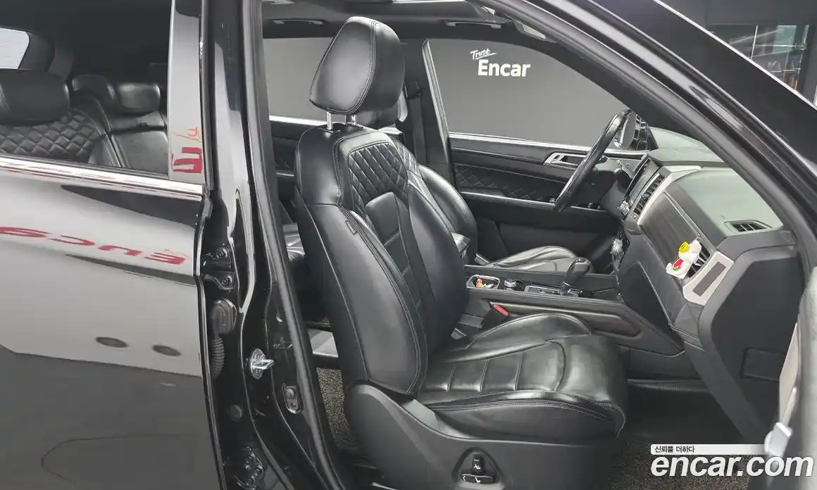 SsangYong Rexton 2017 2.2 автомат (гидро), фото 16
