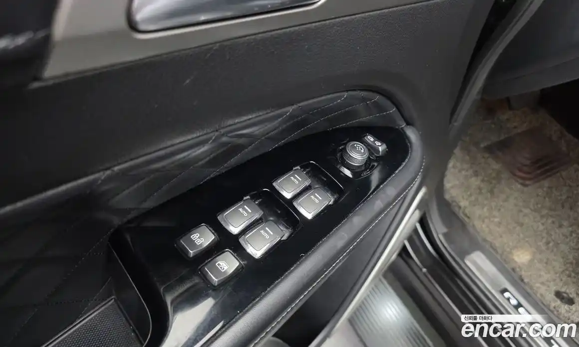 SsangYong Rexton 2017 2.2 автомат (гидро), фото 27